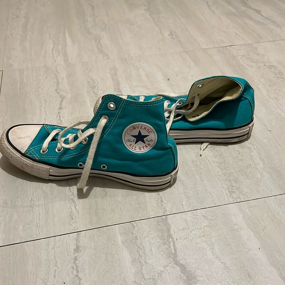 teal converse